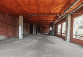 Local comercial en venta con 268m² en Porriño foto