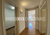 90m² offices for rent in Barcelona, in the area of the Dreta de l'Eixample, Carrer de la Diputació photo