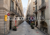 100m² restaurant pour location, cession à Barcelone, dans le quartier de Barri Gòtic, Carrer d'Avinyó photo