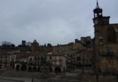 612m² bâtiment pour vente à Trujillo, photo