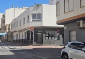 Hotel en venta con 347m² en Torrevieja, Calle la Paz foto