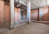 Local comercial en venta con 147m² en Granada, en la zona de Campus, Calle Ogíjares foto