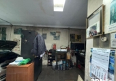 95m² workshop for sale in Sabadell, Carrer de Güell i Ferrer photo