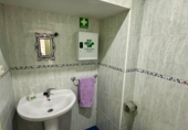 287m² hair salon for sale in Vilamartín de Valdeorras, in the area of Viloira, Rúa do Coutado photo
