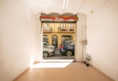 Local comercial en venta con 125m² en Barcelona, en la zona de el Poble-sec, Carrer de la Font Honrada foto