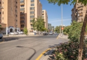 Cafetería en venta en Granada, en la zona de Ciudad Jardín, Plaza de la Concordia foto