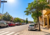 120m² locaux commerciaux pour vente à Cáceres, Avenida Pierre de Coubertín photo