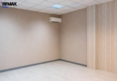 120m² locaux commerciaux pour vente à Cáceres, Avenida Pierre de Coubertín photo