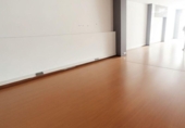 Local comercial en alquiler en Vigo foto