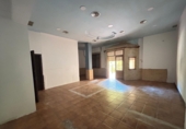 Local comercial en venta con 85m² en Crevillente foto