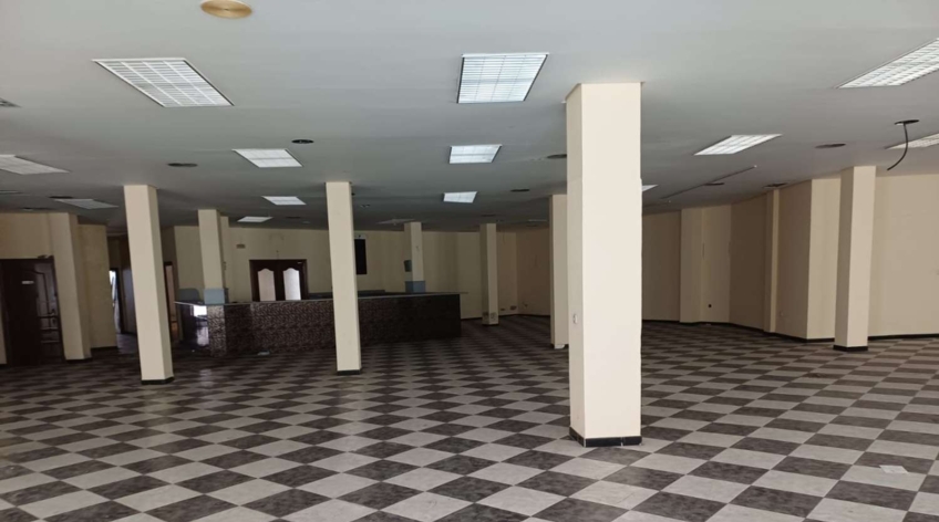 Local comercial