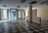 Local comercial en venta con 1500m² en Vélez-Málaga foto