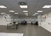 345m² commercial premises for rent in Écija photo