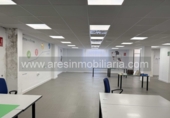 345m² commercial premises for rent in Écija photo