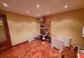75m² bureau pour vente à Palencia photo