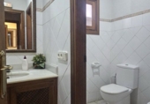 227m² commercial premises for sale in San Roque photo