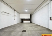 214m² warehouse industrial for sale in Cartes photo
