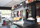 114m² bar for sale in Seville photo