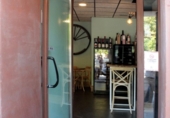 114m² bar for sale in Seville photo