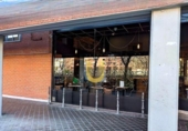 140m² restaurant for rent in Madrid, in the area of Pavones, Calle de la Encomienda de Palacios photo