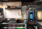 120m² restaurant for rent in Madrid, in the area of Imperial, Paseo Salón de los Pinos photo