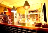 95m² bar for rent in Madrid, in the area of Jerónimos, Calle de la Academia photo