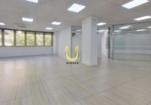 356m² office for rent in Madrid, in the area of La Paz, Anillo Distribuidor de las Cuatro Torres photo