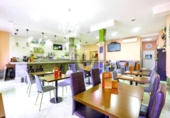 100m² restaurant for rent in Madrid, in the area of Pacific, Calle del General Velarde photo