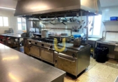 300m² restaurant for rent in Campo Real, Camino Torres de la Alameda photo