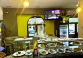 100m² restaurant for rent in Madrid, in the area of Lower Palomeras, Calle de Candilejas photo