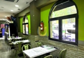 100m² restaurant for rent in Madrid, in the area of Lower Palomeras, Calle de Candilejas photo