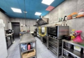 415m² cafétéria pour location à Madrid, dans le quartier de Cours, Plaza de Matute photo
