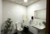 100m² restaurant for rent in Madrid, in the area of Jerónimos, Calle de Alcalá photo