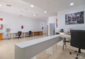 Local comercial en venta con 299m² en Santa Lucía de Tirajana, Orilla Alta foto