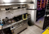 145m² restaurant pour location à Madrid, dans le quartier de Imperial, Calle de Paradinas photo