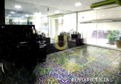 110m² salon de coiffure pour location, cession à Madrid, dans le quartier de Salvador, Calle de García Quintanilla photo
