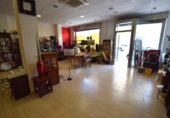Local comercial
en venda
amb 210m² a Guardamar del Segura, Calle Dolores Viudes Blasco foto