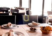 280m² restaurant for rent in Madrid, in the area of Ciudad Jardín, Calle de García Luna photo