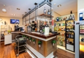 262m² commercial premises with tenants for sale in Granada, in the area of Boquerón Neighborhood, Calle Arandas photo