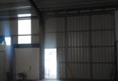 610m² entrepôt industriel pour vente à Coca, photo
