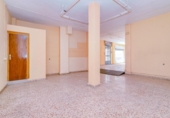Local comercial en venta con 179m² en Dúrcal, Calle Echevarría foto