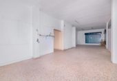 Local comercial en venta con 179m² en Dúrcal, Calle Echevarría foto