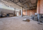 158m² locaux commerciaux pour vente à Grenade, dans le quartier de Campus, Avenida de Dílar photo