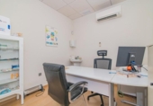 89m² bureaux pour vente à Grenade, dans le quartier de Albayda, Calle San Sebastián de la Gomera photo