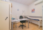 89m² bureaux pour vente à Grenade, dans le quartier de Albayda, Calle San Sebastián de la Gomera photo