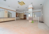 144m² commercial premises for sale in Granada, in the area of Albaicín, Placeta Correo Viejo photo