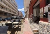 Local comercial en venta con 190m² en Torrevieja, Calle Valencia foto