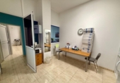 130m² offices for sale in Las Palmas de Gran Canaria, in the area of The Red Ones, Calle La Naval photo
