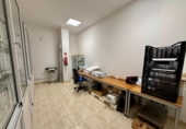 130m² offices for sale in Las Palmas de Gran Canaria, in the area of The Red Ones, Calle La Naval photo