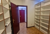 Oficina en venta con 28m² en Vitoria, en la zona de Judizmendi, Calle Olaguíbel foto